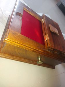 Best Quality Wooden Trunk (New)  Qual