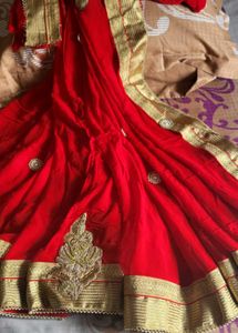 Beautiful Pure crepe Red Colour saree with  Golden