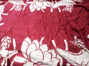 Womens Red With White Cotton Saree.