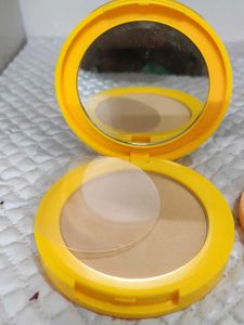 Renee Everyday Compact