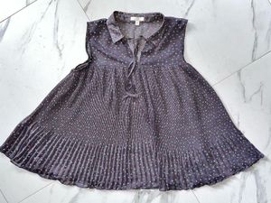 Beautiful Cape Top