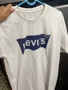 Levi's Classic White Batwing Logo Tee