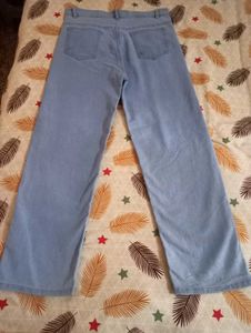 Light Wash Baggy Jeans