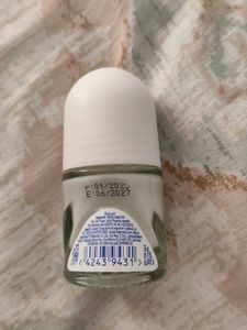 NIVEA Natural Glow Deodorant