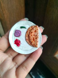 Handcrafted aloo paratha Miniature
