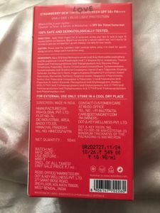 Dot &amp; Key Strawberry Dew Sunscreen SPF 50