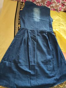 Brand new Denim dress (S)
