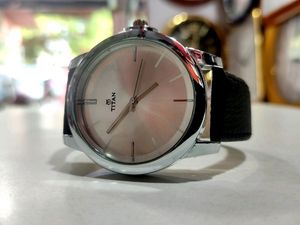 Titan Men Leather Black Dial Analog Watch
