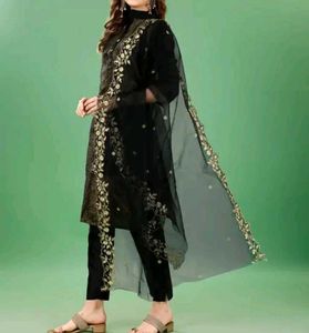 Love Type Kurta Set