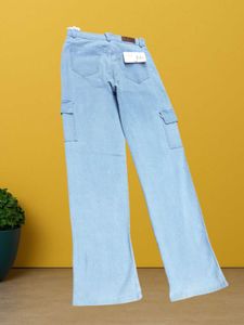🤑L@85 Size-26 Light Wash Wide Leg Cargo Jeans