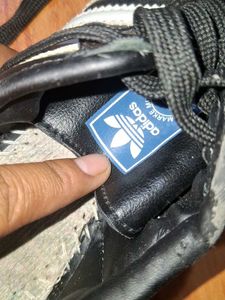 black adidas samba