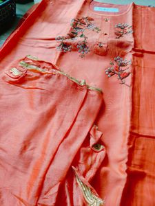 hand embroidery suit