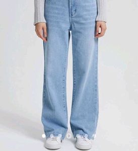 Light Wash Wide Leg Jean