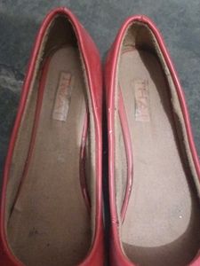I Sell The Heels