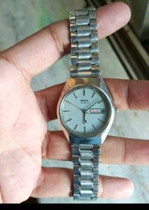 Combo Of 2 Vintage Watches