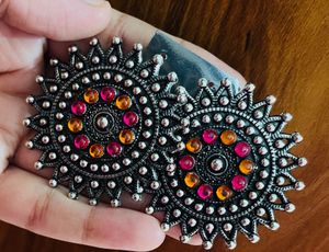 Pack Of 2 Boho Chic Stud Earrings
