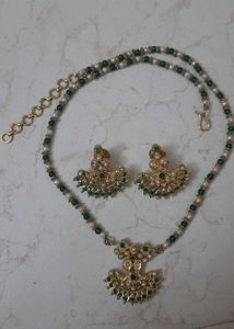 Green Golden Necklace Set