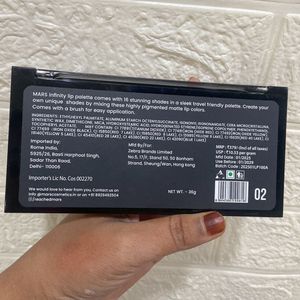Mars Infinity Lip Palette