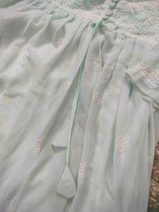 chikenkari kurti