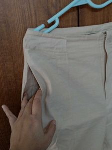 Women Beige Cropped Trousers