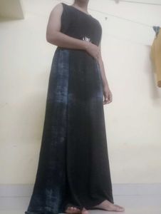 Elegant Black Maxi Dress
