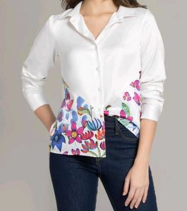 SHAYE Spread Collar White Satin Floral Print Long