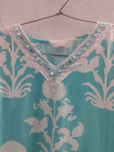 Elegant Floral Print Kurta