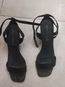 Dressberry Black Heels - Size 37