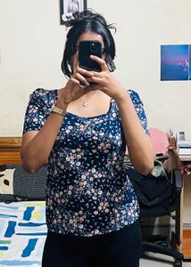 Fitted Floral Print Navy Blue Top🥀
