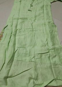 Pakisthani Embroidered Kurta Set