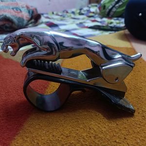 Mobile Stand Jaguar 🐆