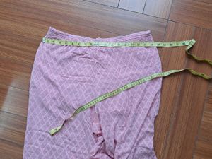 10) Pink Diamond Pattern Palazzo Pants