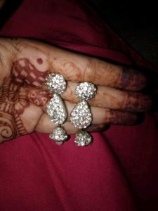 Sparkling Teardrop Earrings