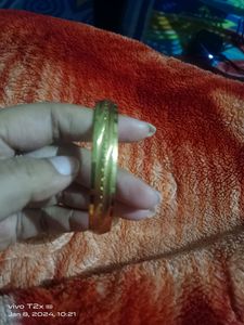 Women Gold Plated Bangle