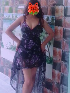 Important 😍Floral Dress