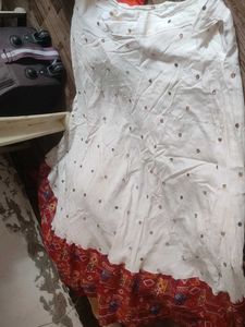 ready made blouse with white chaniya choli