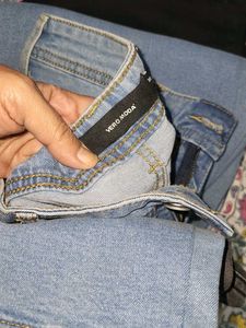 8 Jeans 30 /32.