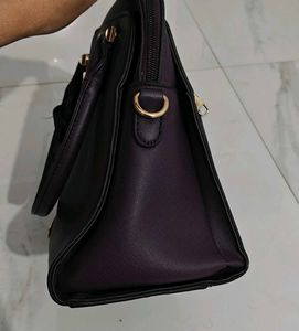 Lavie Handbag - Stylish &amp; Elegant