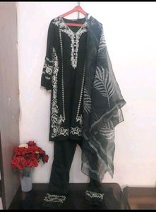 Pakistani Cutwork Embroided Suit