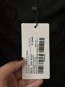 NEWME BLACK VNECK LACE TOP