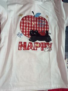 Savana Graphic Tee - Apple &amp; Cats - Size M