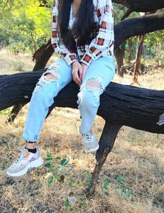 ZARA BOYFRIEND RIPPED JEANS