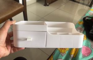 White Plastic Makeup Organizer