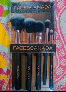 Faces Canada Mackup Brush