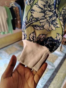 Korean sweatshirt