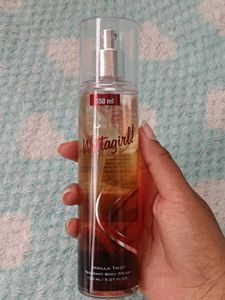 Aqualogica Trending Lip Gloss