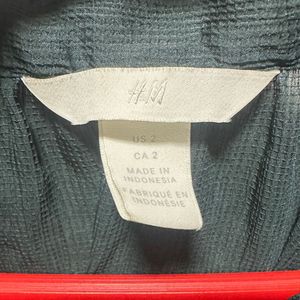 H&amp;M bottle Green Balloon Sleeved Top