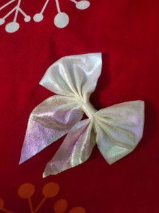 Shiny Bow Hair Clip