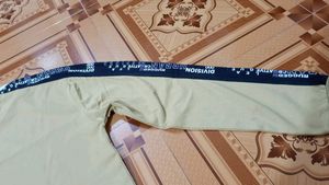 Combo For 2 T-shirt 🌼💥