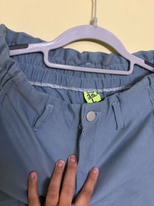 Woman formal trouser